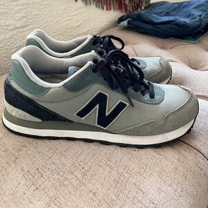 EUC New Balance 515